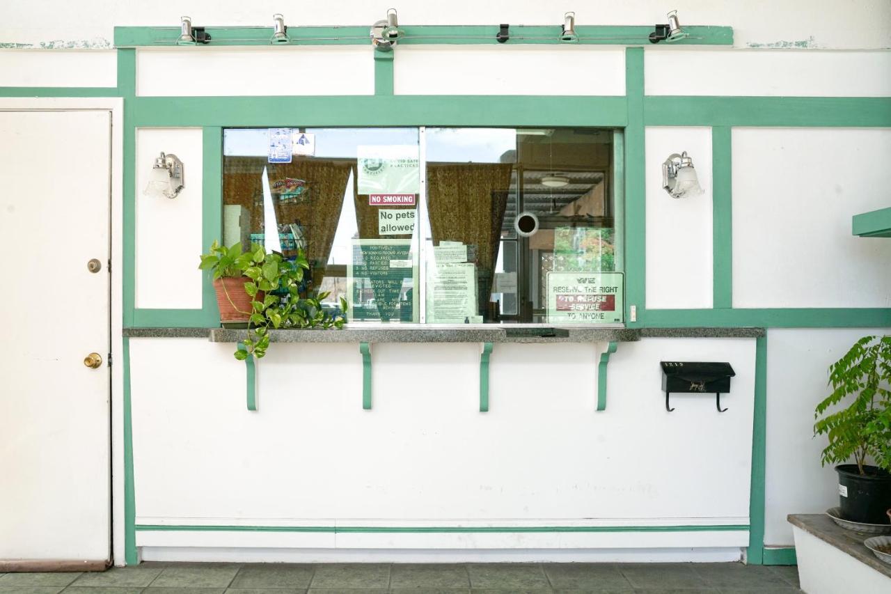 Downtown Inn แอลบูเคอร์คี ภายนอก รูปภาพ