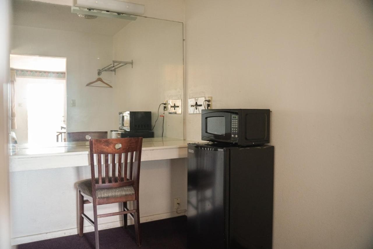 Downtown Inn แอลบูเคอร์คี ภายนอก รูปภาพ